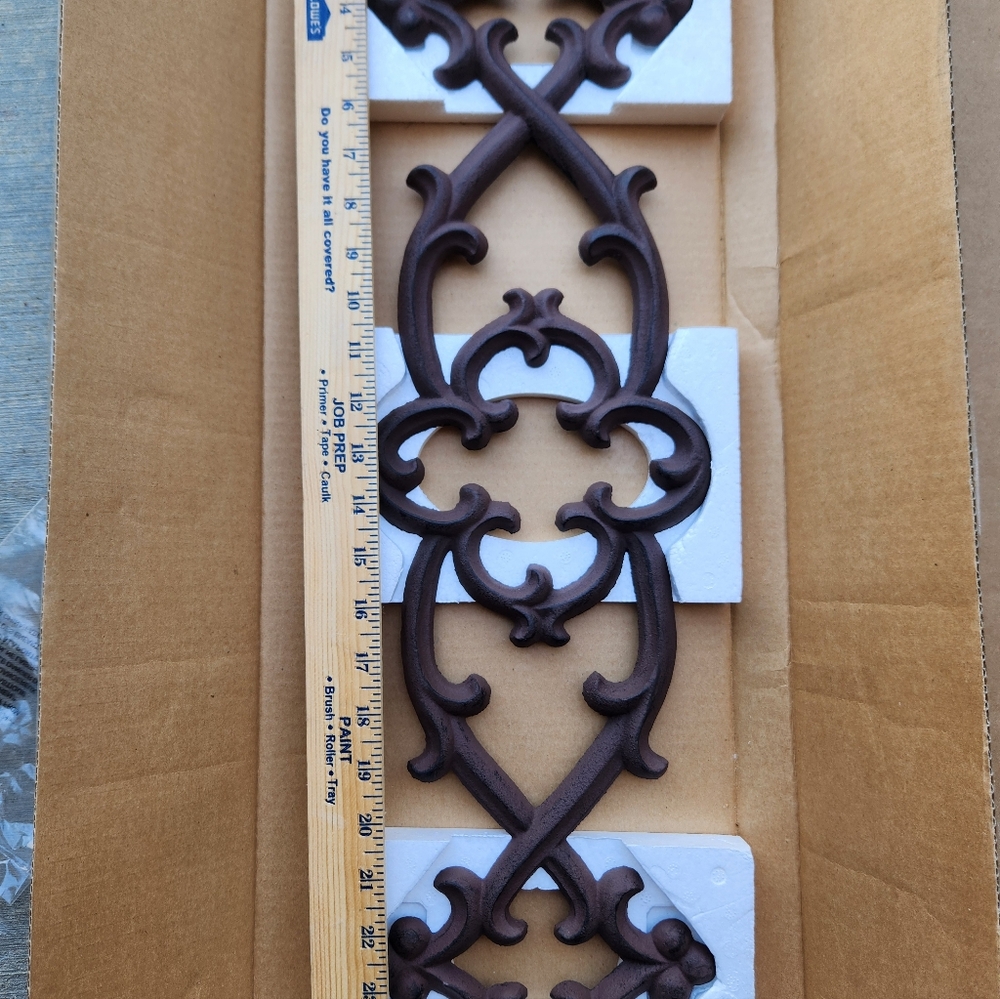 TWO NEW Southern Living at Home #40675 Wrought Iron VINTAGE style scroll WALL
